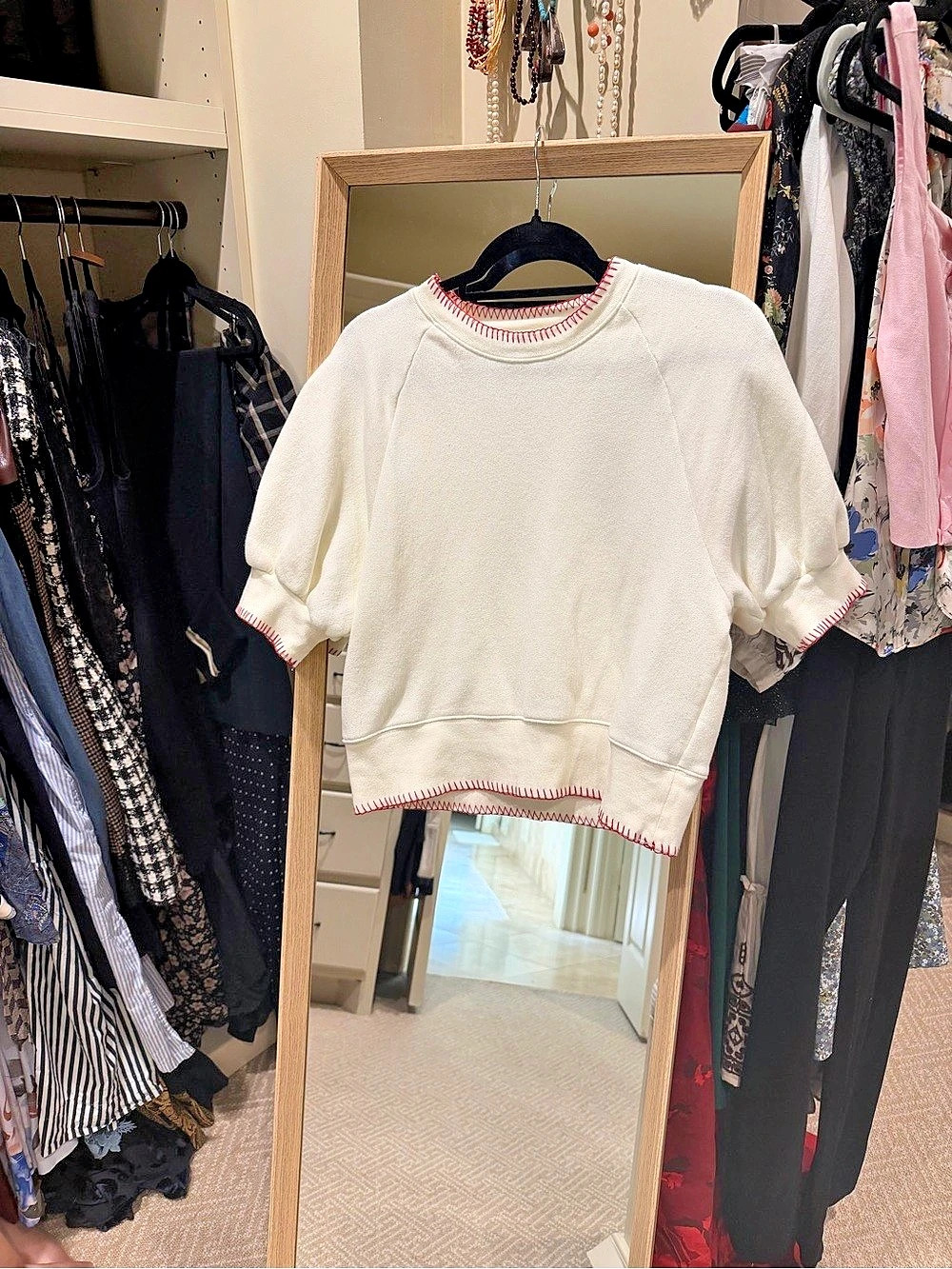 Short Sleeve Sweatshirt in White & Pink Like New